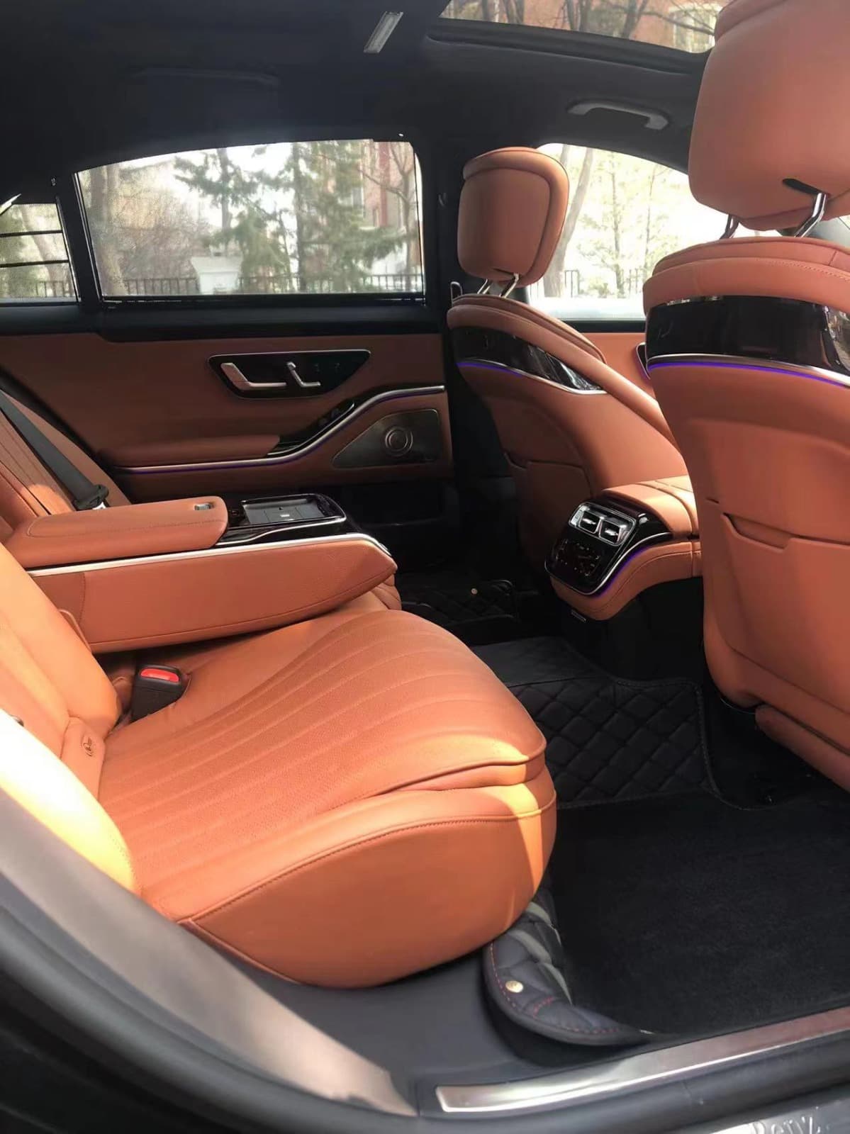 Mercedes-Maybach S 680 — Interior